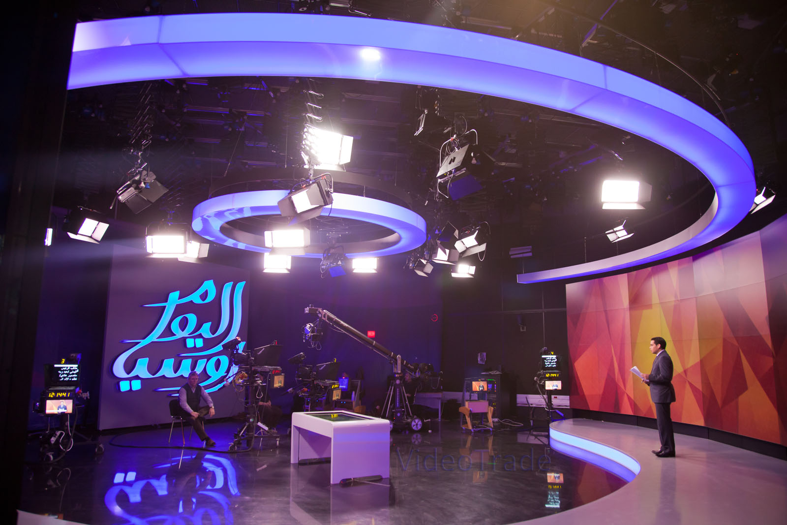 Студийный новостной комплекс телеканала RT — изображение 8